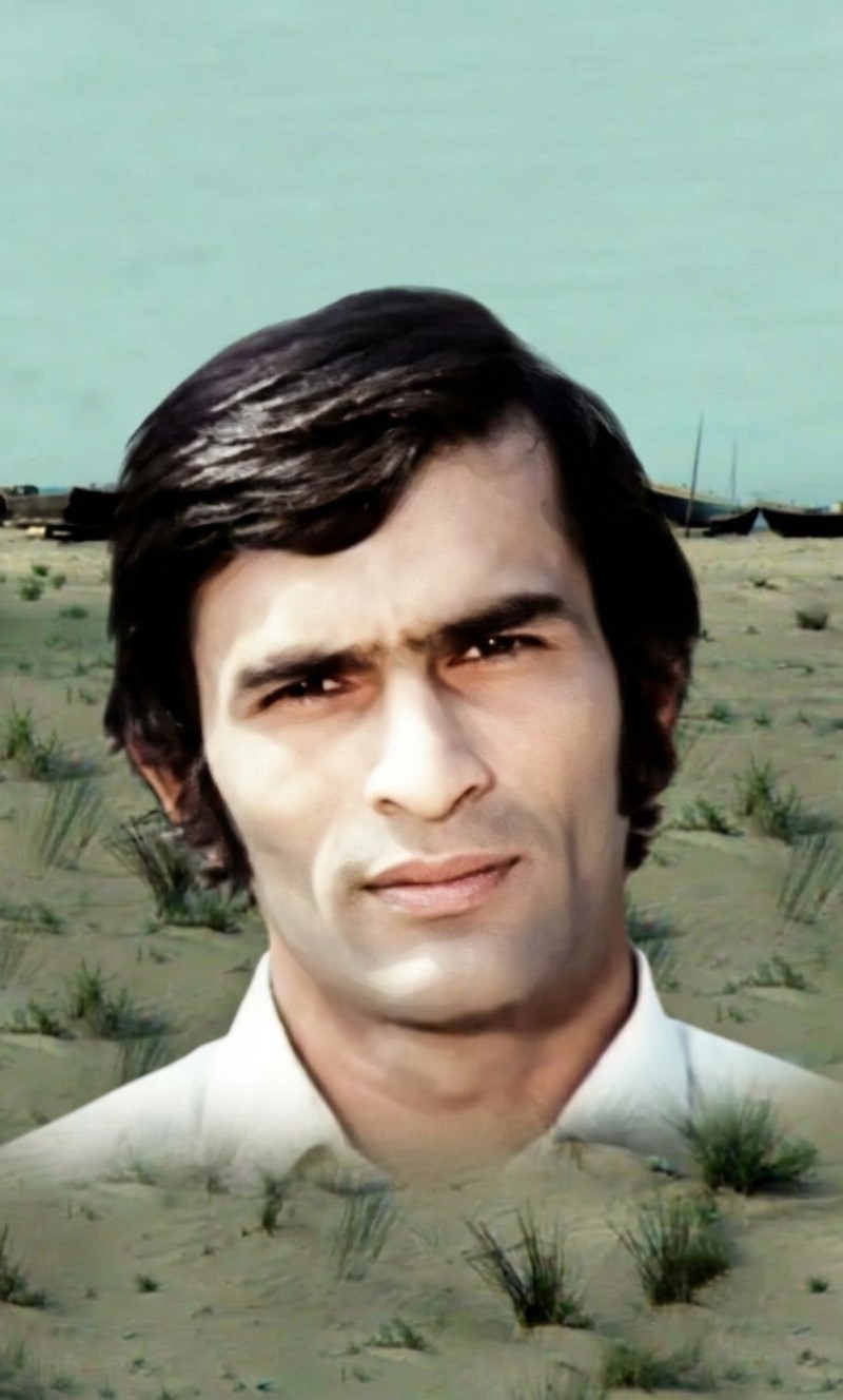 Üzü küləyə (1977)